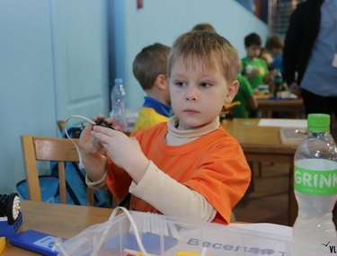 Соревнования по робототехнике среди детей проходят во Владивостоке